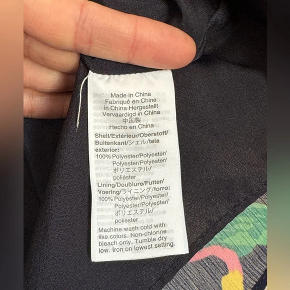 J Crew Factory Floral Mock Neck Sleeveless Blouse Size 6 MSRP $59. NWOT - Picture 3 of 4